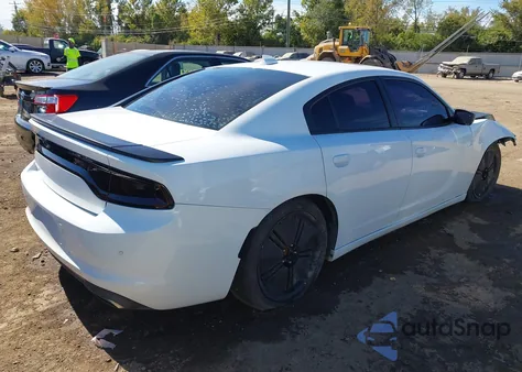 2015 Dodge Charger Road/Track from USA, damaged, VIN 2C3CDXCT2FH825885